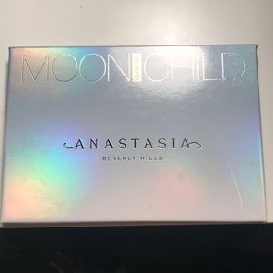 ahs moonchild glow kit